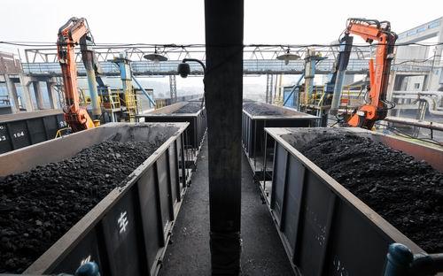 煤炭行业内外交困 供大于求格局难回转